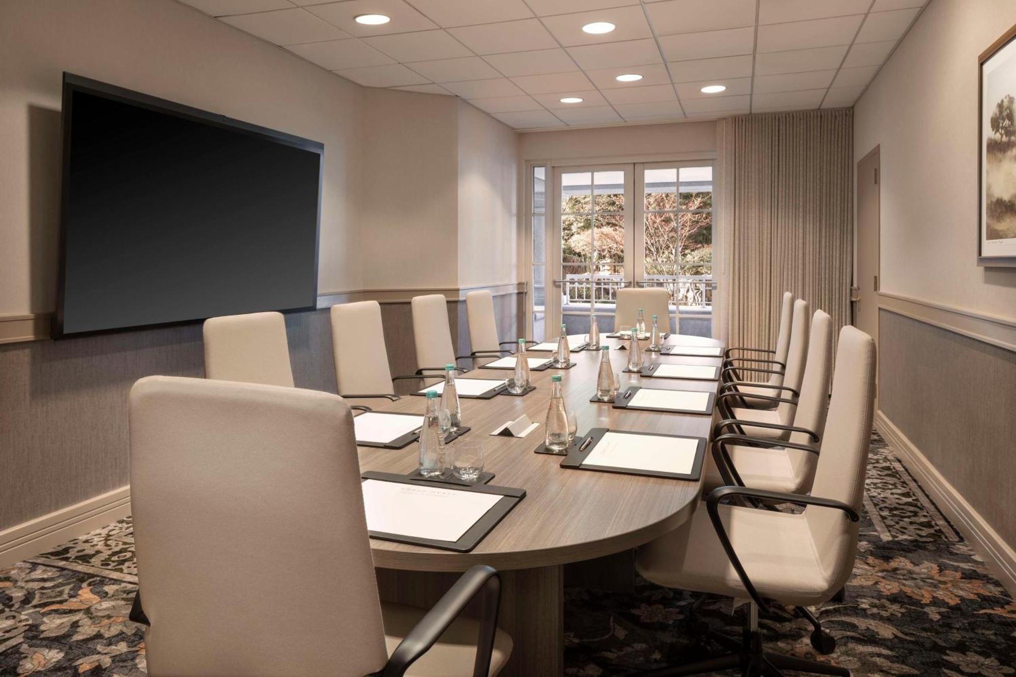 Grand Hyatt In Buckhead 4*